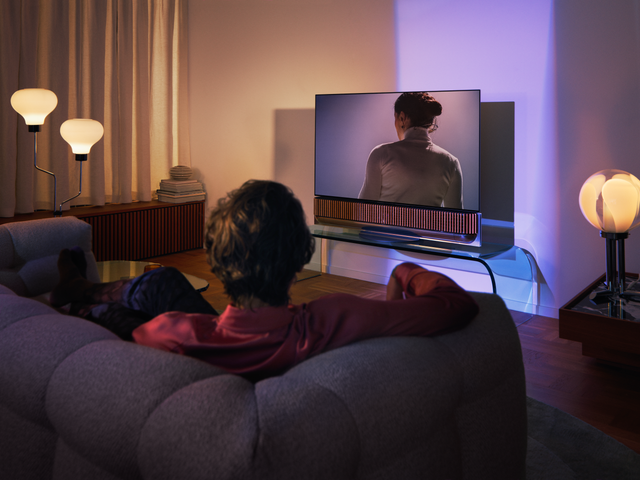 Bang &amp; Olufsen BeoSound Theater 77inch Table stand